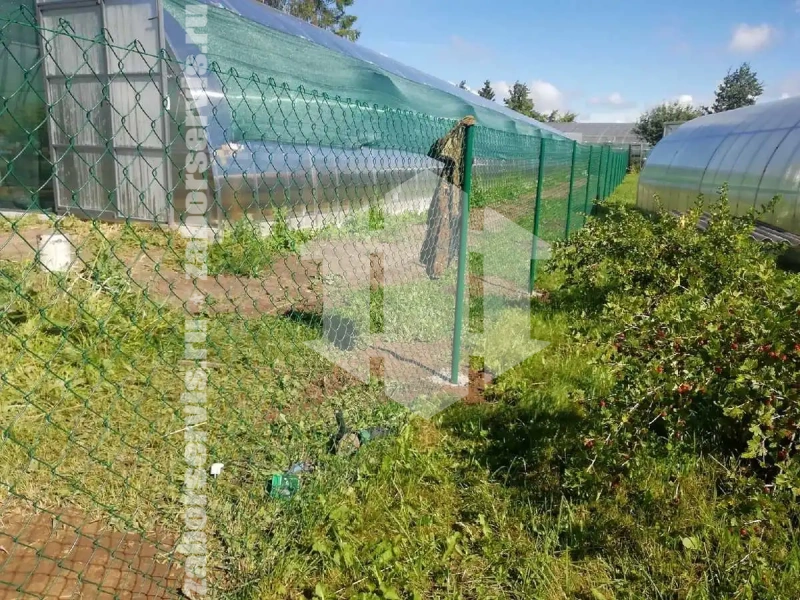 Забор из сетки рабицы в натяг с протяжкой арматуры 15 метров