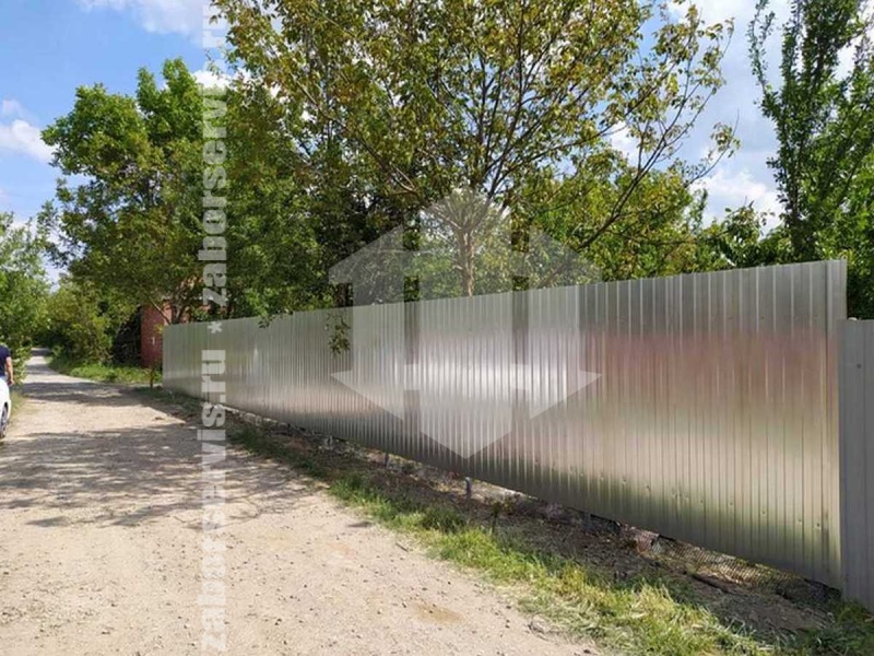 Забор из профнастила оцинкованный 53 метра