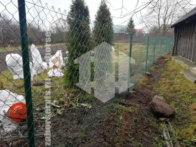 Забор из сетки рабицы с утрамбовкой столбов щебнем 50 метров