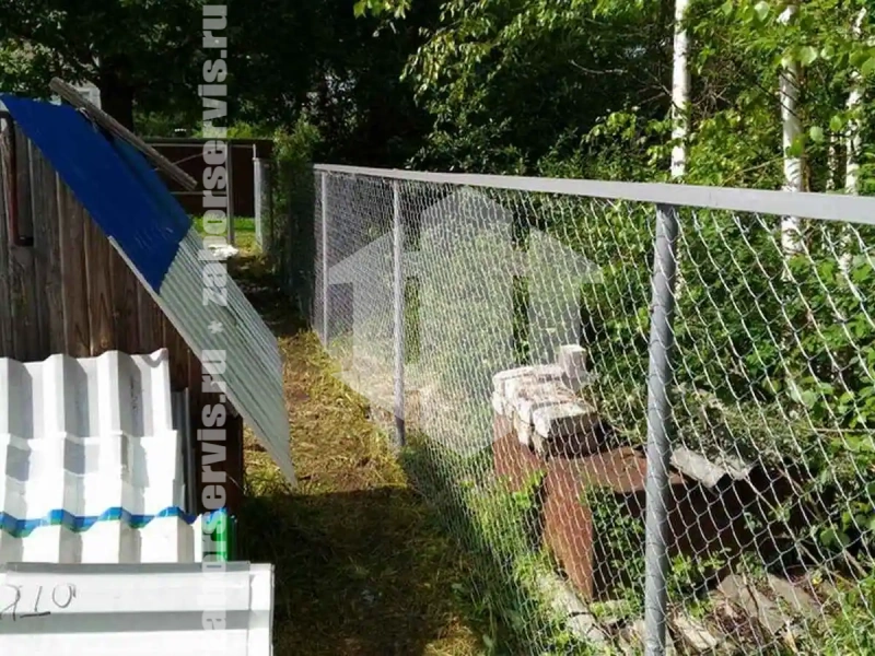 Забор из сетки рабицы на профильном каркасе 73 метра